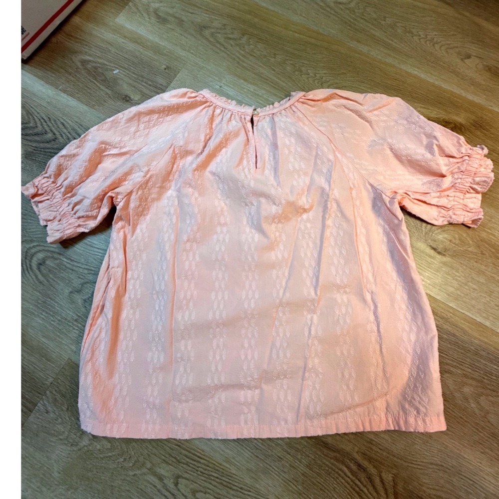 LOFT‎ (Peach) Textured Ruffle Neck Blouse Womens Size SP